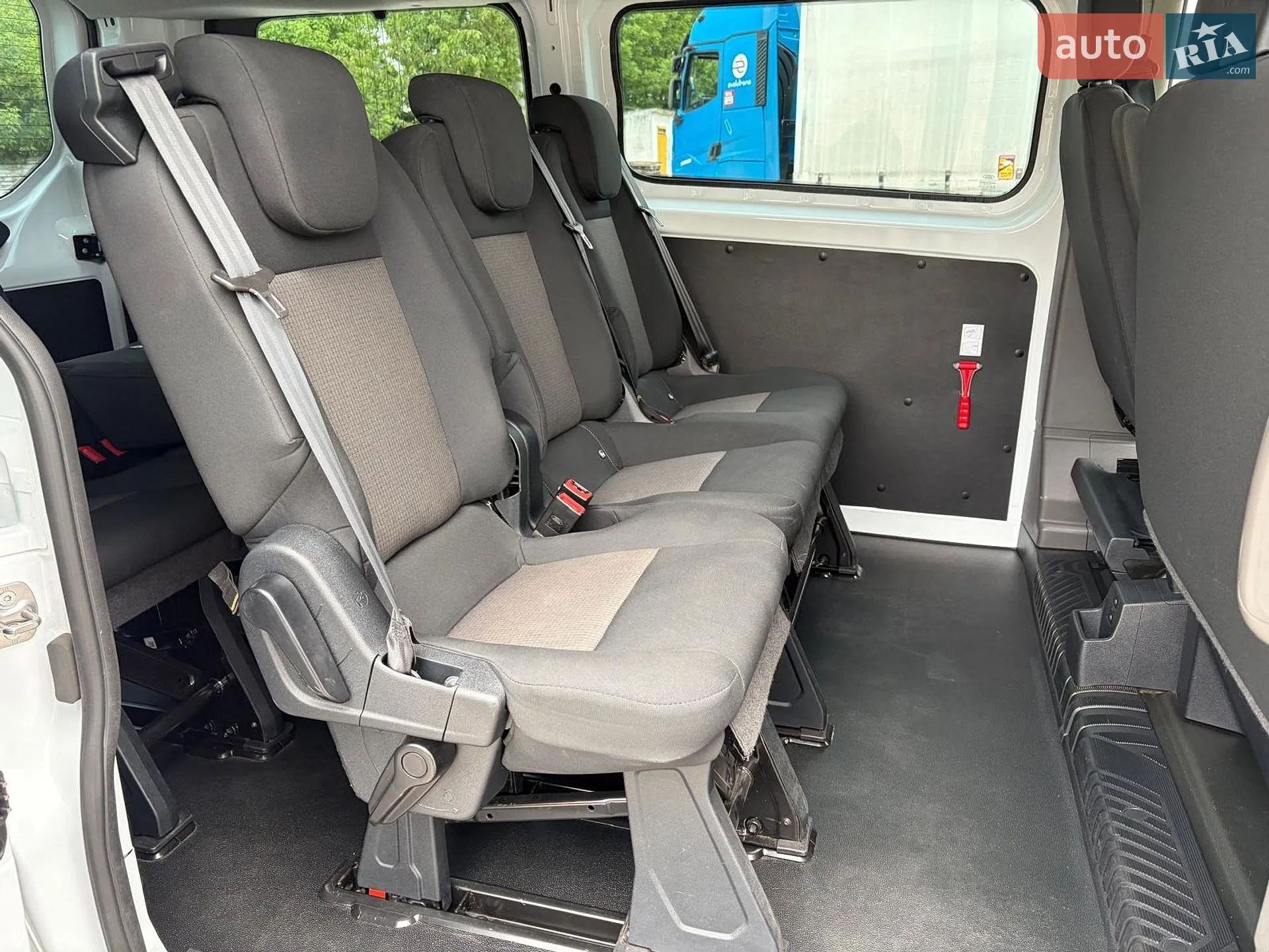 2019 Ford Transit Connect - мініатюра 19