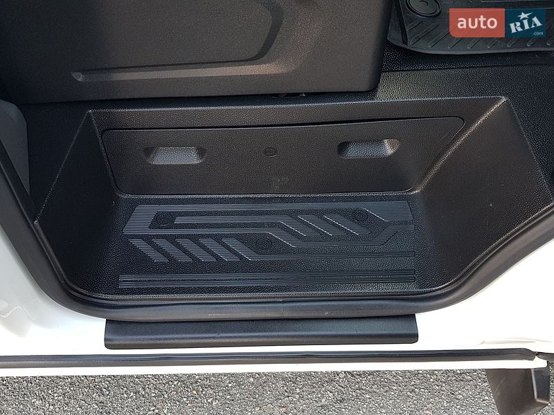 Грузовой фургон Ford Transit Custom 2022 в Виннице