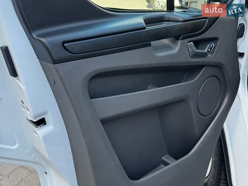 Грузовой фургон Ford Transit Custom 2023 в Бродах