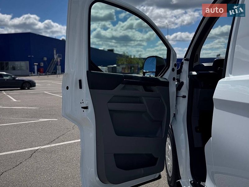 Грузовой фургон Ford Transit Custom 2024 в Киеве