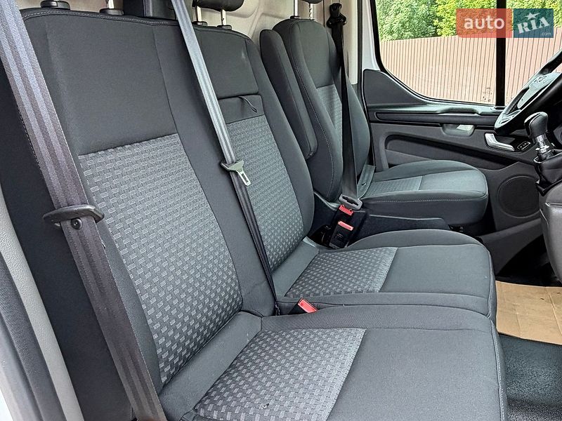 Грузовой фургон Ford Transit Custom 2024 в Млинове