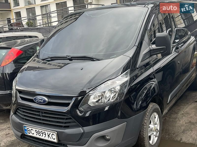 Вантажний фургон Ford Transit Custom 2015 в Львові