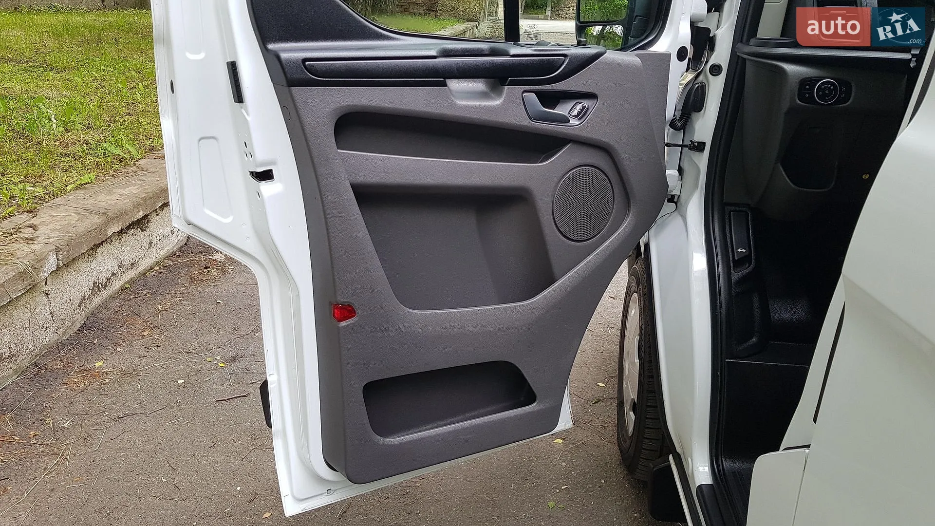 2020 Ford Transit Connect - мініатюра 13