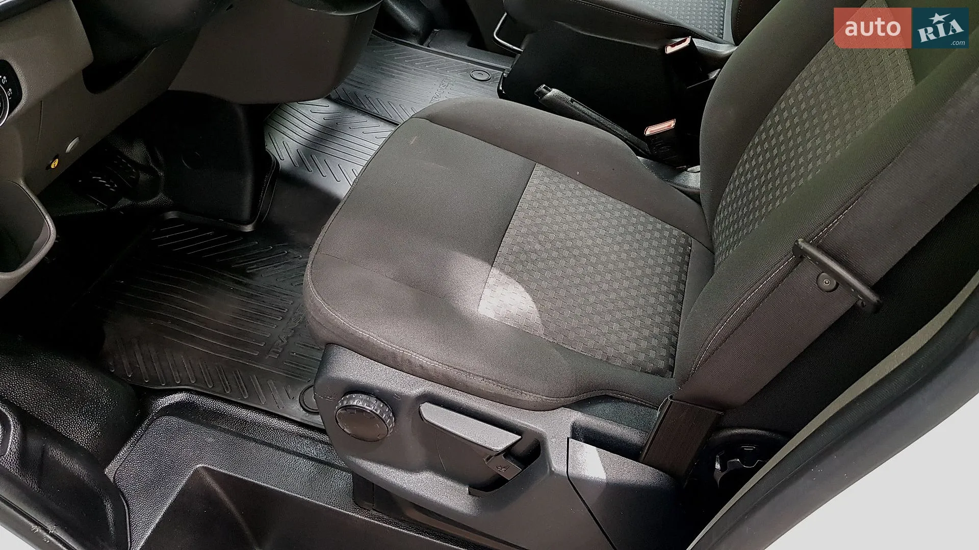 2020 Ford Transit Connect - мініатюра 33