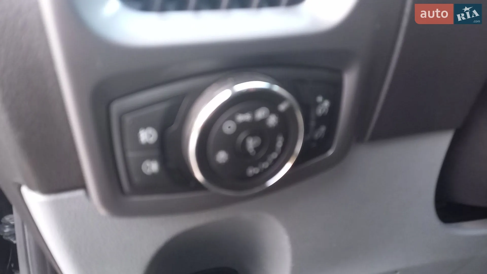 2016 Ford Transit Connect - мініатюра 28