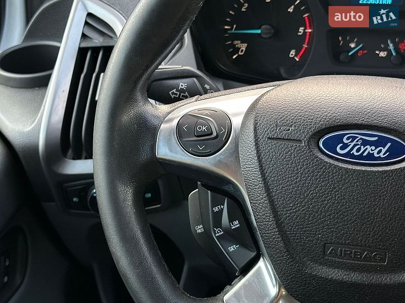 Минивэн Ford Transit Custom 2015 в Самборе