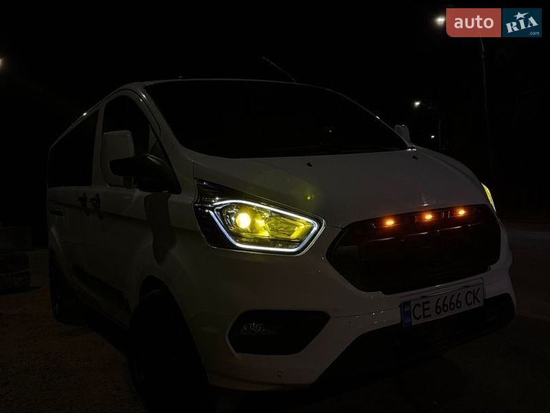 Мінівен Ford Transit Custom 2018 в Чернівцях