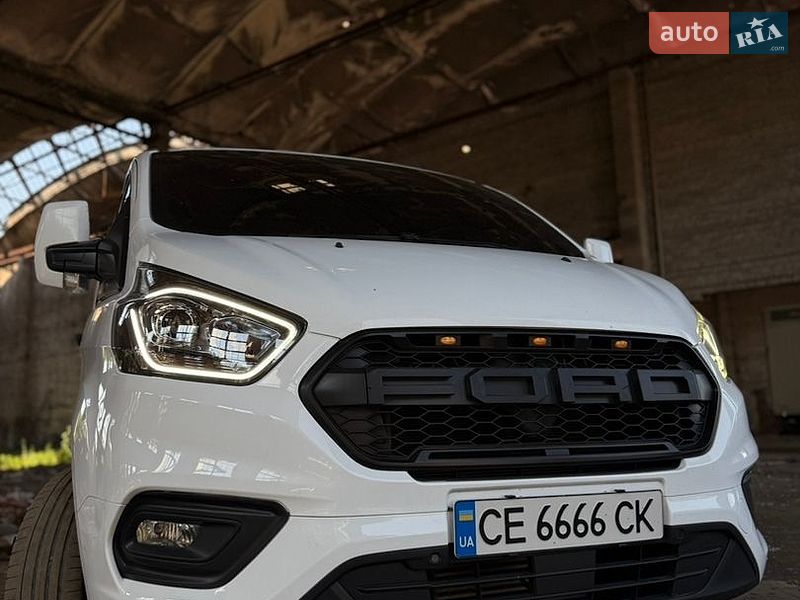 Мінівен Ford Transit Custom 2018 в Чернівцях