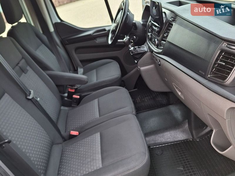 Грузопассажирский фургон Ford Transit Custom 2019 в Хоросткове