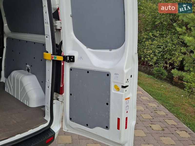 Грузопассажирский фургон Ford Transit Custom 2019 в Хоросткове