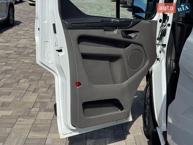 Вантажний фургон Ford Transit Custom 2021 в Рівному
