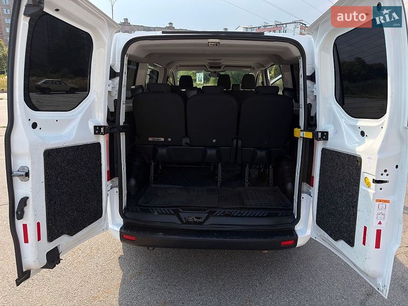 Мінівен Ford Transit Custom 2018 в Чернігові