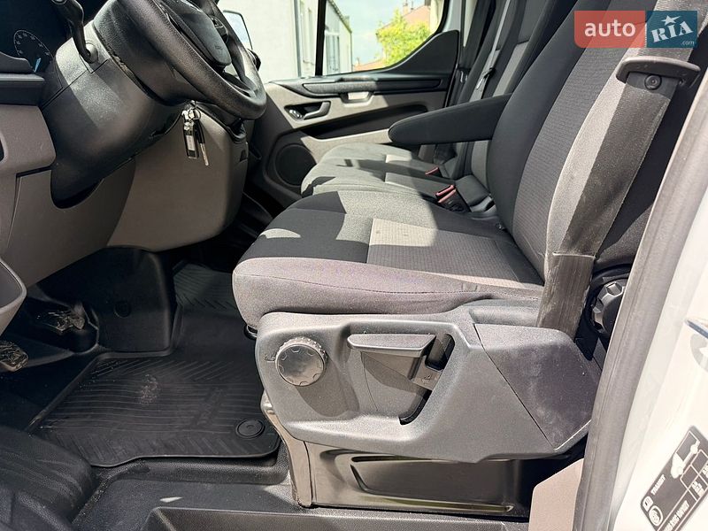 Вантажний фургон Ford Transit Custom 2022 в Києві