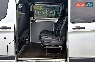 Вантажний фургон Ford Transit Custom 2015 в Києві
