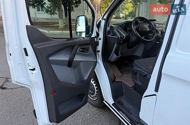 Вантажний фургон Ford Transit Custom 2016 в Одесі