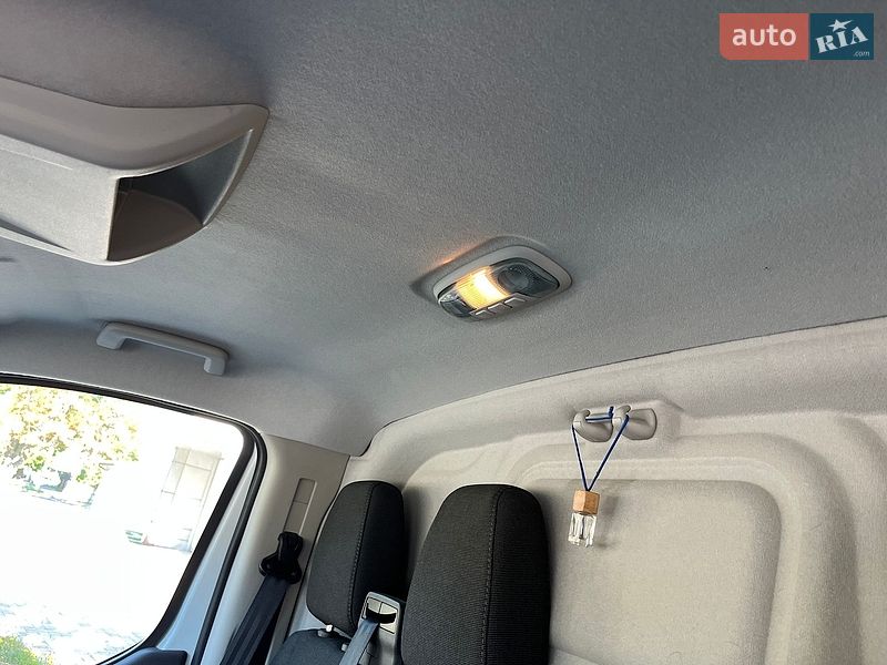 Грузовой фургон Ford Transit Custom 2015 в Днепре