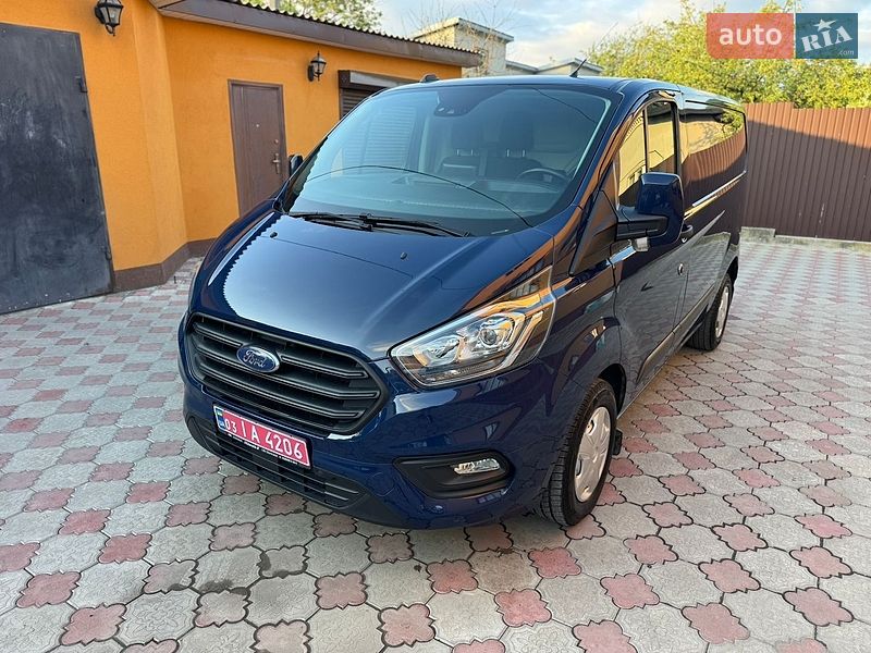 Вантажний фургон Ford Transit Custom 2021 в Рівному