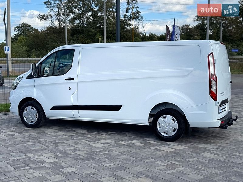 Вантажний фургон Ford Transit Custom 2021 в Рівному