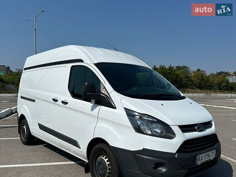 Грузовой фургон Ford Transit Custom 2017 в Киеве