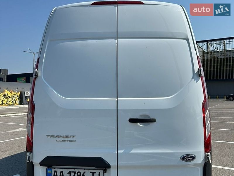 Грузовой фургон Ford Transit Custom 2017 в Киеве