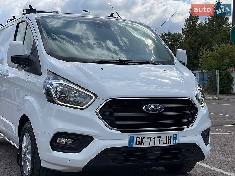 Вантажний фургон Ford Transit Custom 2023 в Дубні
