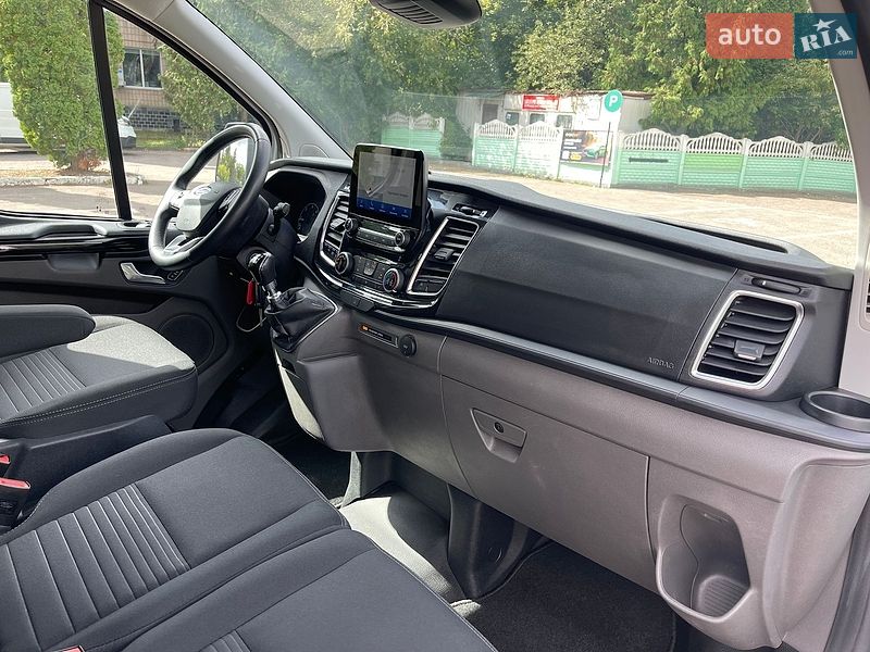 Вантажний фургон Ford Transit Custom 2023 в Дубні