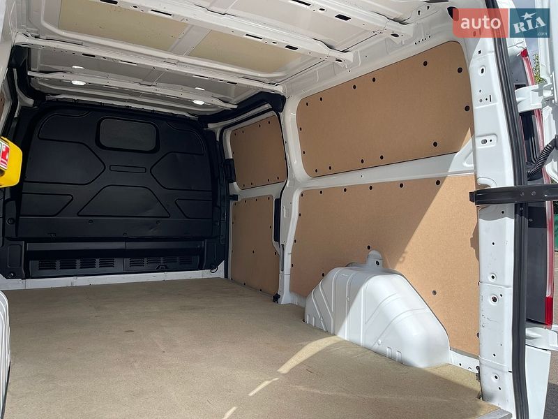 Вантажний фургон Ford Transit Custom 2023 в Дубні