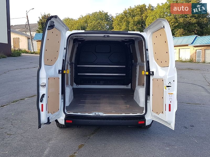 Вантажний фургон Ford Transit Custom 2019 в Вінниці