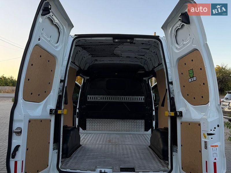 Вантажний фургон Ford Transit Custom 2018 в Харкові фото 12 Вантажний фургон Ford Transit Custom 2018 в Харкові