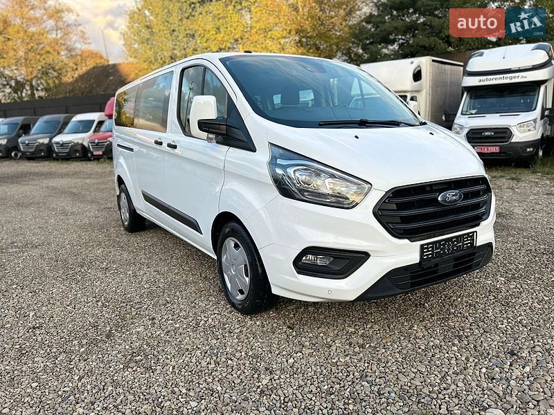 Минивэн Ford Transit Custom 2018 в Хусте