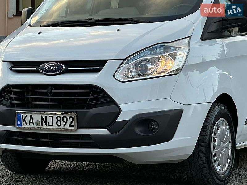 Минивэн Ford Transit Custom 2015 в Самборе