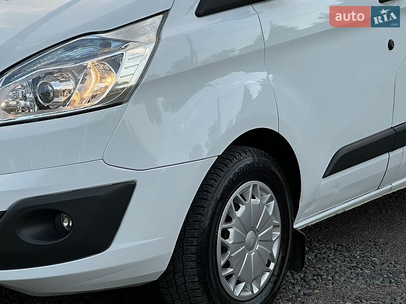 Минивэн Ford Transit Custom 2015 в Самборе