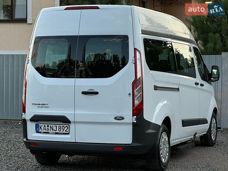 Минивэн Ford Transit Custom 2015 в Самборе
