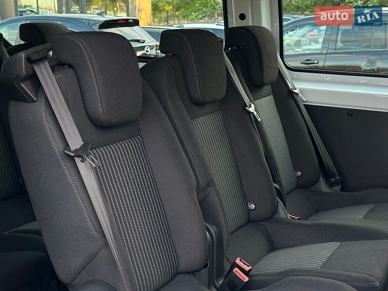 Минивэн Ford Transit Custom 2015 в Самборе
