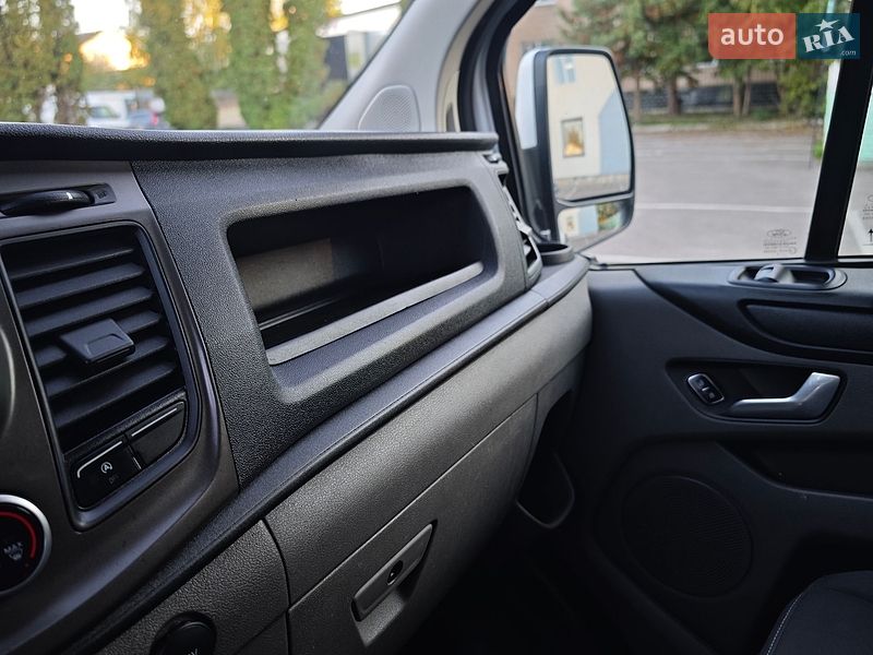 Мінівен Ford Transit Custom 2022 в Дубні
