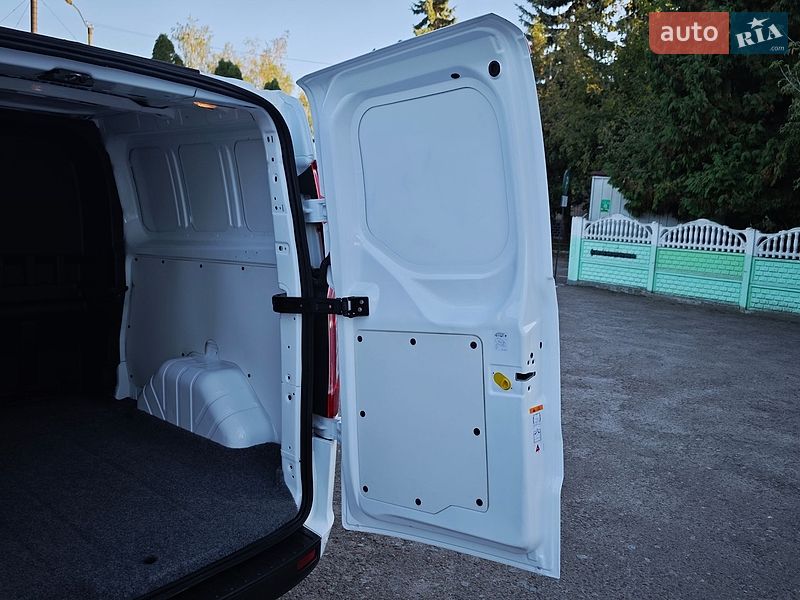 Мінівен Ford Transit Custom 2022 в Дубні