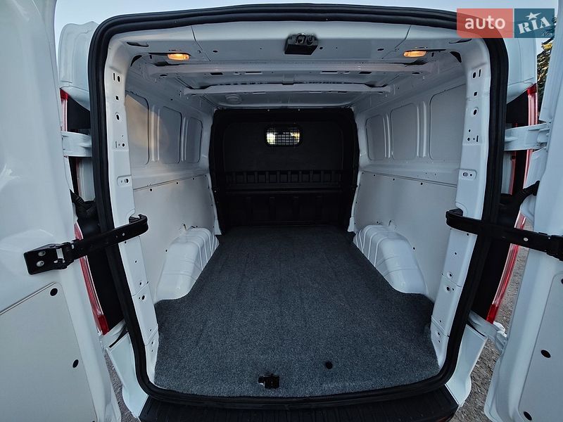 Мінівен Ford Transit Custom 2022 в Дубні