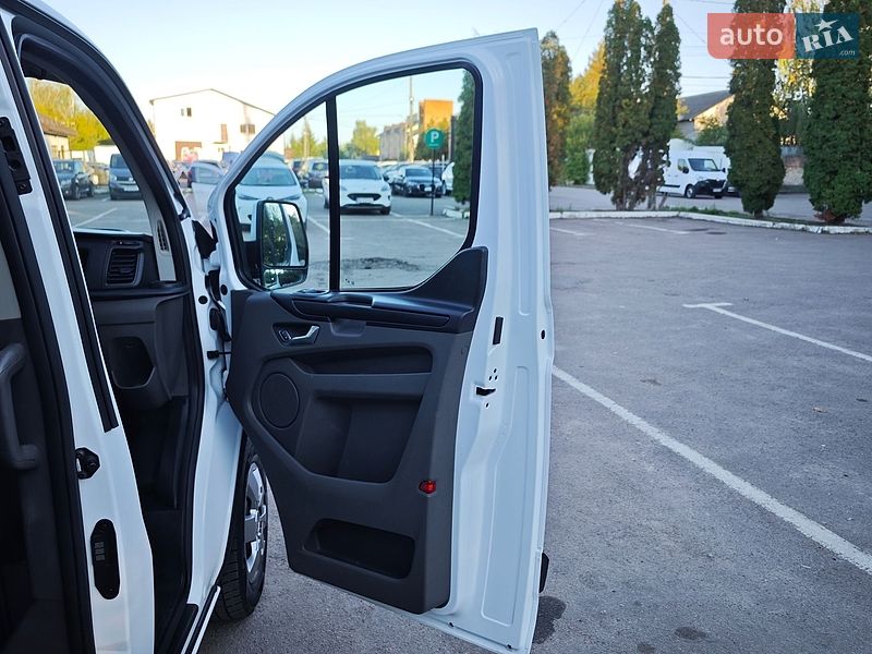 Мінівен Ford Transit Custom 2022 в Дубні
