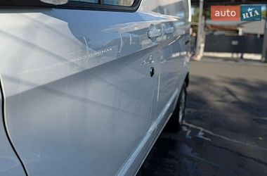 Микроавтобус грузовой (до 3,5т) Ford Transit Custom 2020 в Киеве