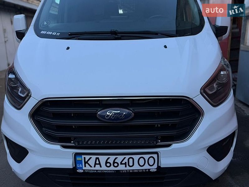Микроавтобус грузовой (до 3,5т) Ford Transit Custom 2020 в Киеве