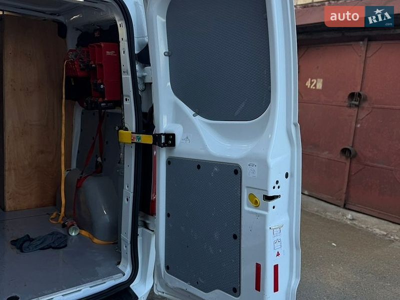 Микроавтобус грузовой (до 3,5т) Ford Transit Custom 2020 в Киеве