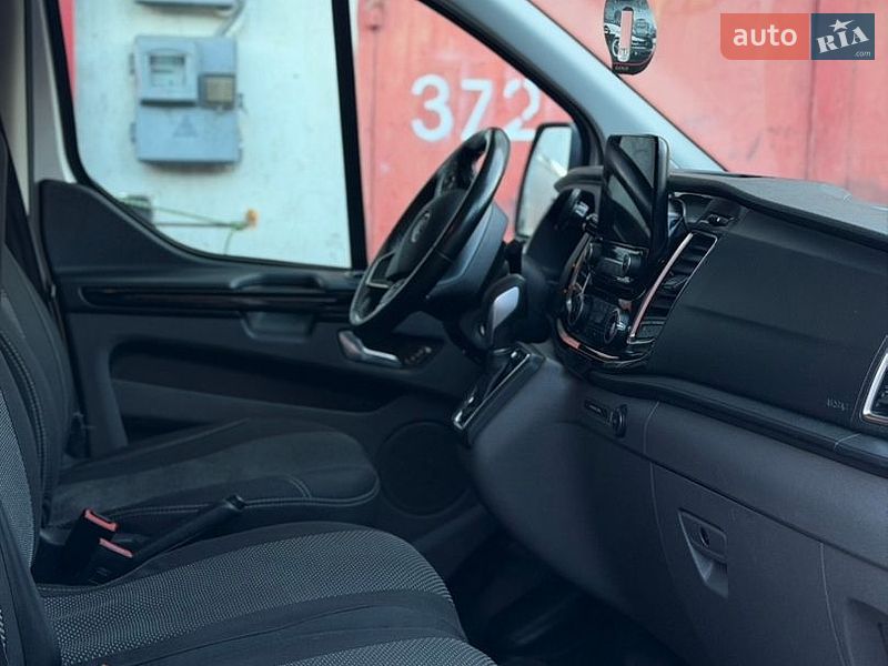 Микроавтобус грузовой (до 3,5т) Ford Transit Custom 2020 в Киеве