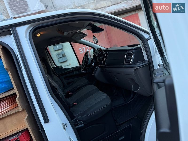 Микроавтобус грузовой (до 3,5т) Ford Transit Custom 2020 в Киеве