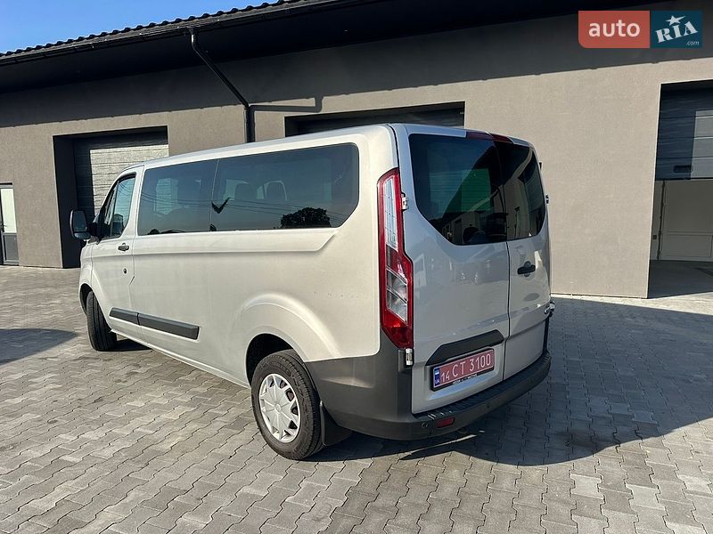 Минивэн Ford Transit Custom 2016 в Калуше