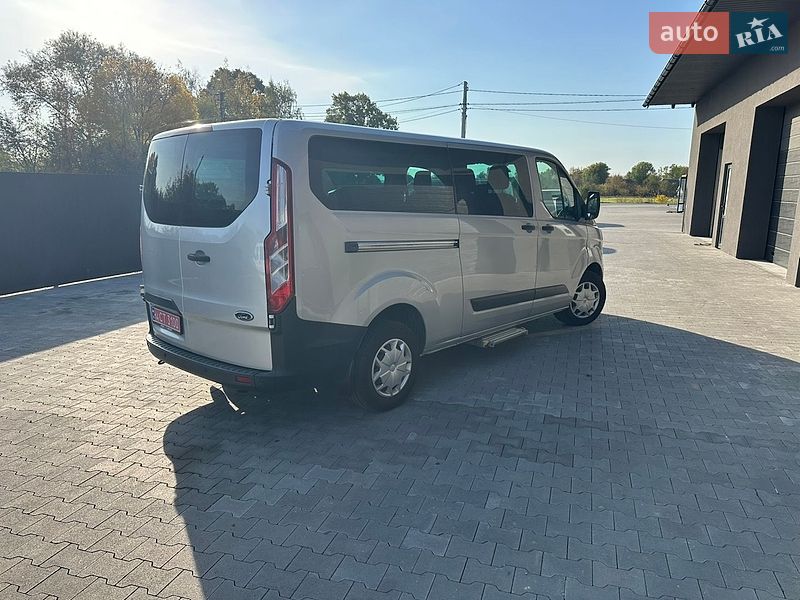 Минивэн Ford Transit Custom 2016 в Калуше
