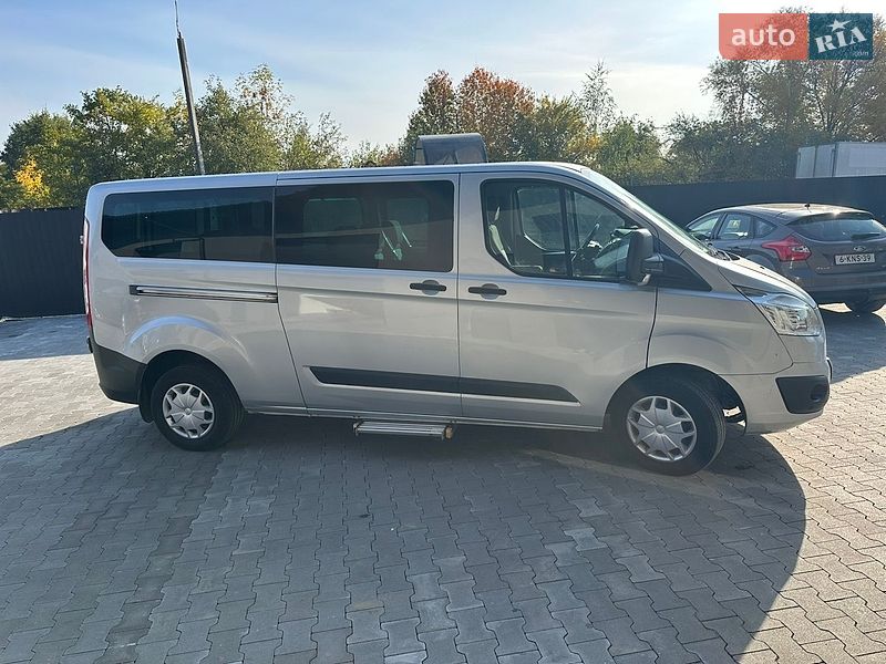 Минивэн Ford Transit Custom 2016 в Калуше