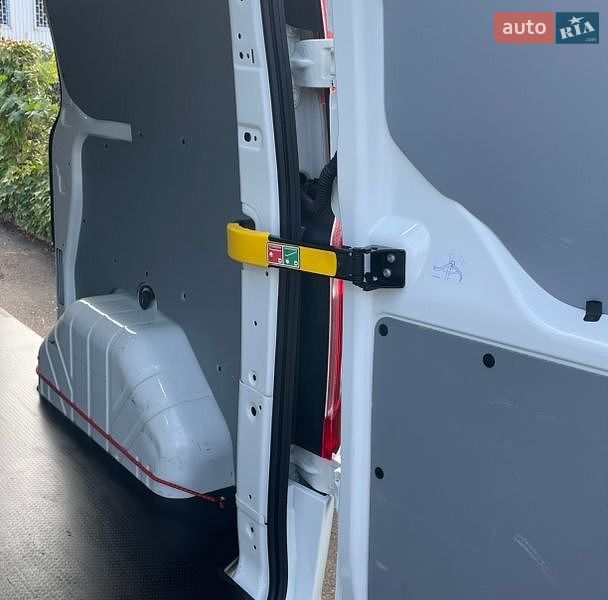 Грузовой фургон Ford Transit Custom 2020 в Николаеве
