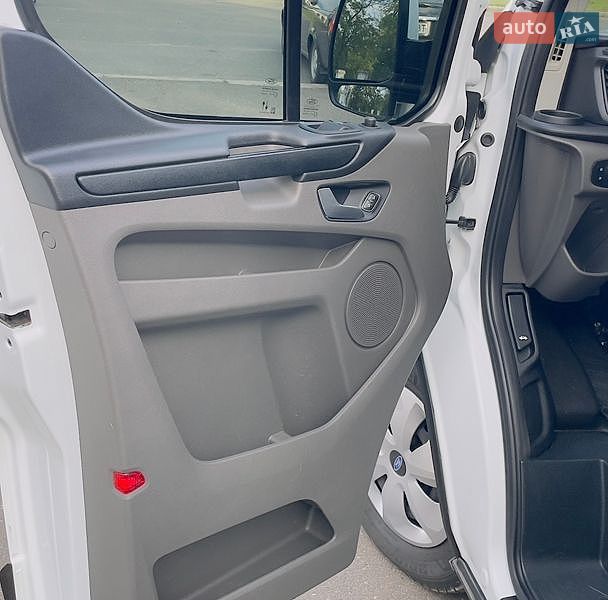Грузовой фургон Ford Transit Custom 2020 в Николаеве
