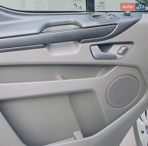Грузовой фургон Ford Transit Custom 2020 в Николаеве