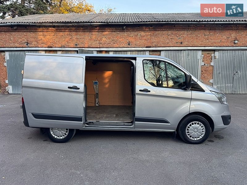 Вантажний фургон Ford Transit Custom 2014 в Кам'янець-Подільському
